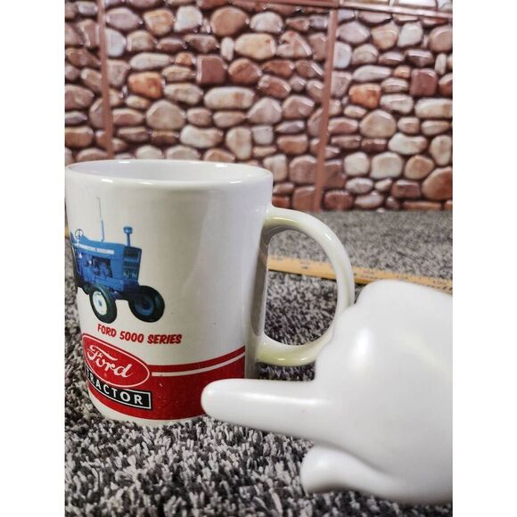 Ford Tractor Pair Coffee Cups, Ford 9600 Tractor and Ford 5000 Series Tractor - Picture 8 of 8